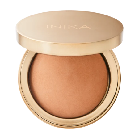 INIKA Organic Baked Mineral Bronzer in Sunkissed, an elegant gold compact with warm golden baked bronzer.