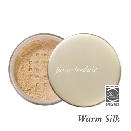 Warm Sienna shade of Jane Iredale Amazing Base Loose SPF 20 in a warm medium beige tone.